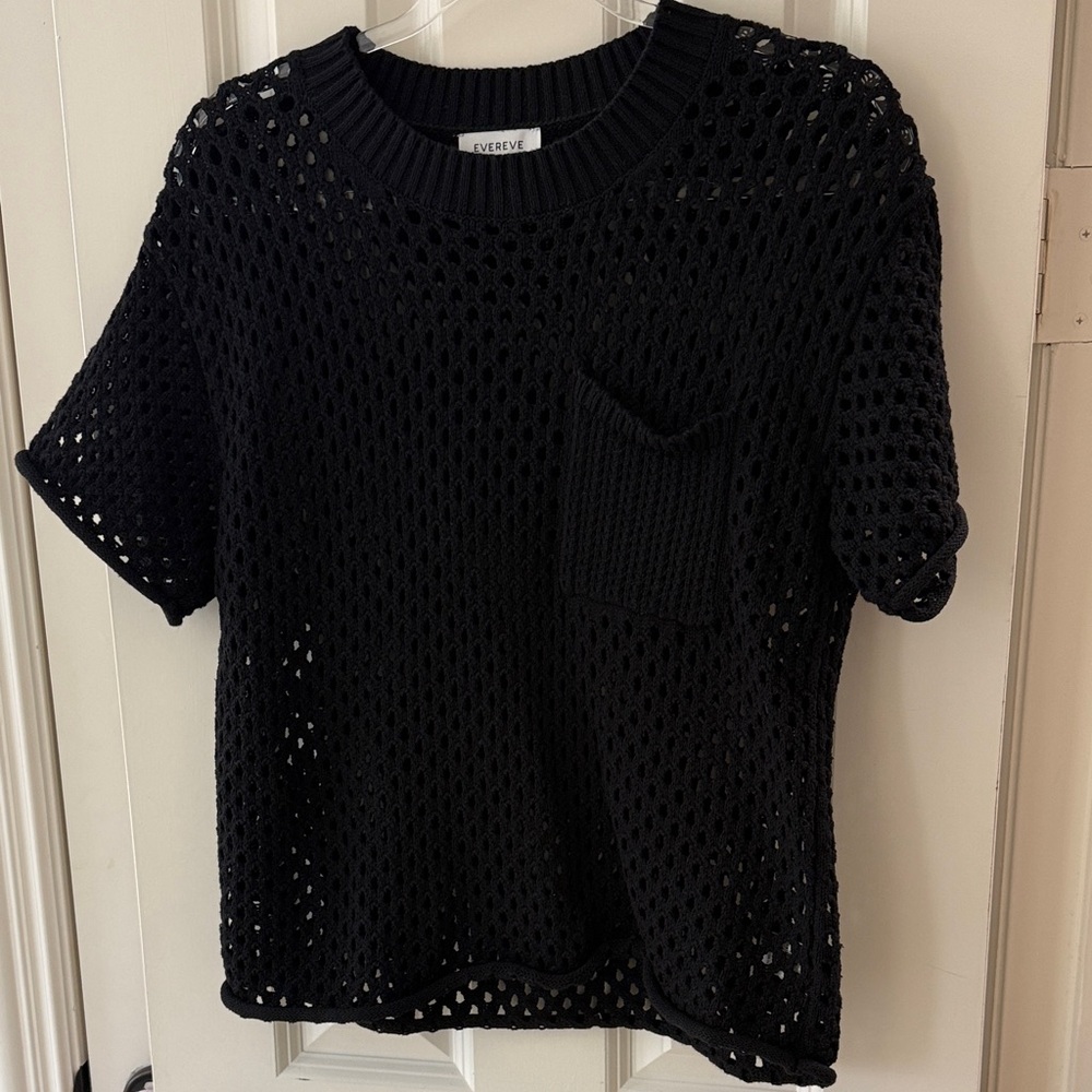 Evereve Black Short Sleeve Mesh Top